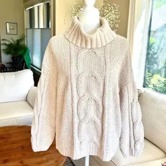 Seven 7 Chenille Sweater, Oversized Chunky Sweater in sand color, szS, NWT - Picture 3 of 8
